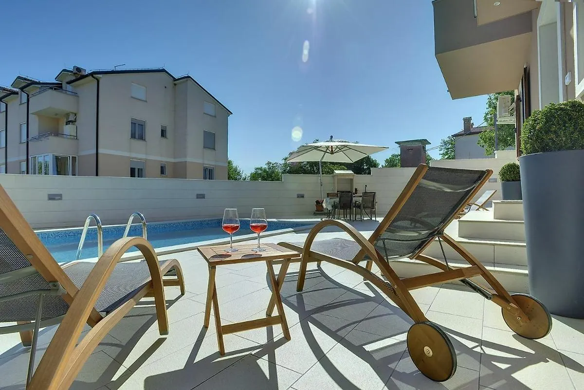 Holiday Home Miceli Ližnjan